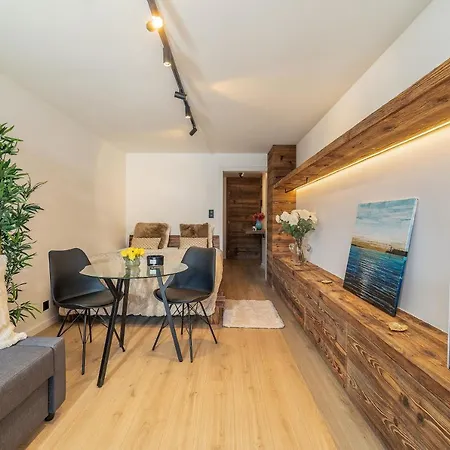 Arcades B202**** Apartment